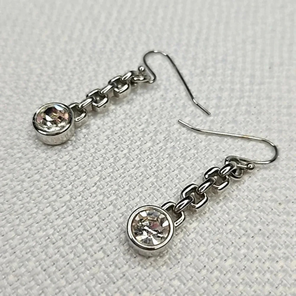 Lia Sophia Drop Sparkle Silver Chain Link Earrings - Picture 1 of 9